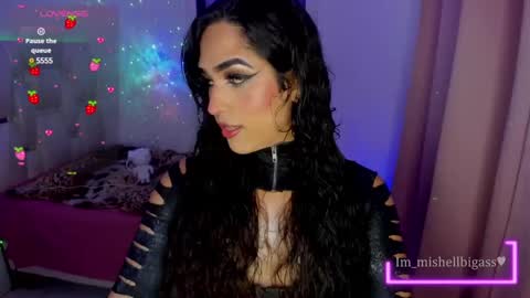Mishell Martinez    INSTAGRAM im mishellbigass online show from 12/23/24, 06:00
