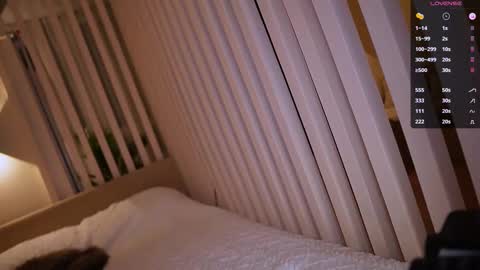 Milla online show from 11/11/25, 03:23