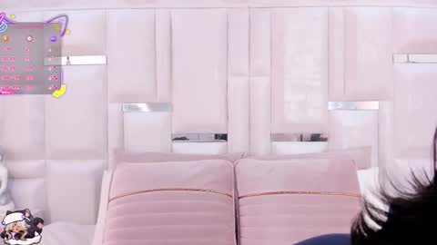 Moly  online show from 09/27/25, 08:47