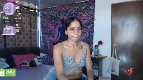 Snapshot of im_moonlight chatting on 10/01/25, 02:12 Cutie pie online show from 10/01/25, 02:12