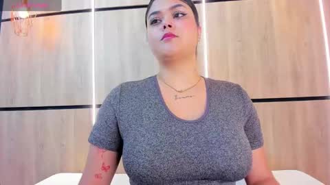 im mou  online show from 03/10/25, 12:37