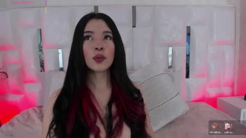 Nika online show from 12/04/25, 12:47