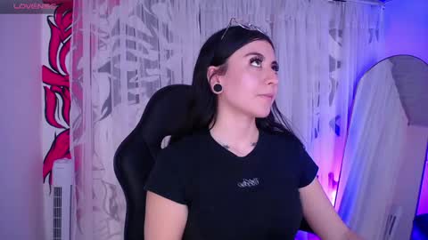 Jade Rosse online show from 05/13/26, 08:38