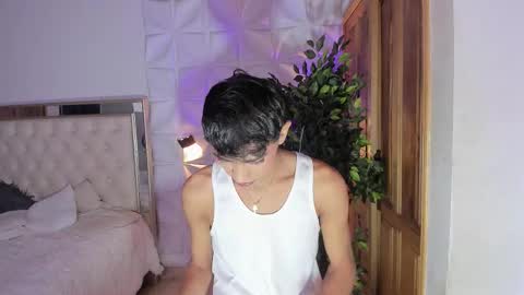 im_sebaslopez online show from 11/20/25, 11:43