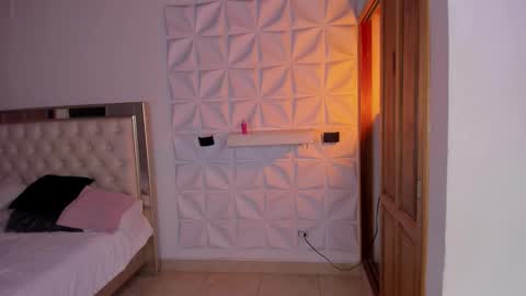 im_sebaslopez online show from 12/18/25, 11:49