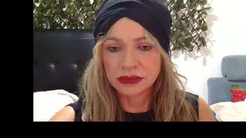 Sharon online show from 11/05/25, 04:07