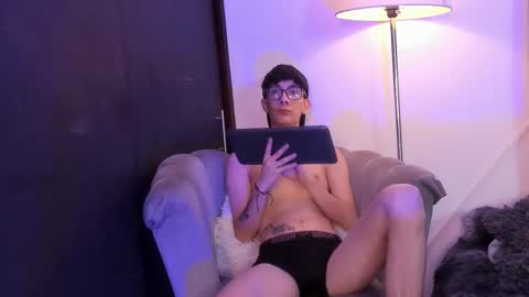 thomas online show from 12/20/25, 12:12