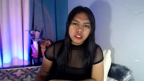 Snapshot of im_ur_girl_demure chatting on 07/13/26, 07:49 kyline online show from 07/13/26, 07:49
