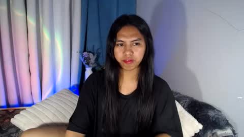 Snapshot of im_ur_girl_demure chatting on 07/19/26, 02:21 kyline online show from 07/19/26, 02:21