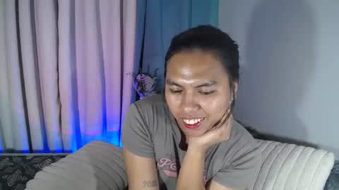 Snapshot of im_ur_girl_demure chatting on 07/30/26, 02:43 kyline online show from 07/30/26, 02:43