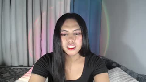 Snapshot of im_ur_girl_demure chatting on 08/05/26, 06:44 kyline online show from 08/05/26, 06:44