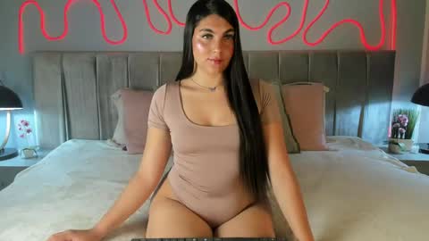 Snapshot of im_valskin chatting on 05/28/26, 11:51 Val online show from 05/28/26, 11:51