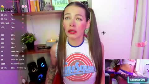 Lisa Hyga online show from 10/30/25, 10:32