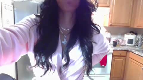 Snapshot of iman_love chatting on 02/05/25, 03:13 iman_love online show from 02/05/25, 03:13