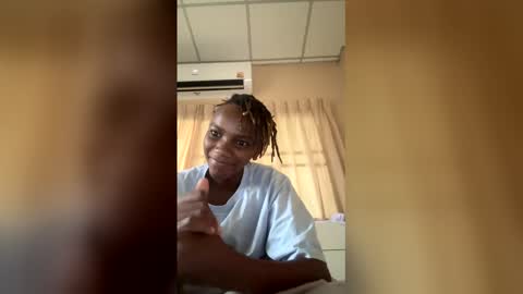 Snapshot of imanizuri chatting on 02/18/26, 12:06 imanizuri online show from 02/18/26, 12:06