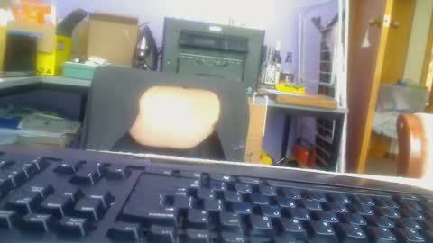 Snapshot of imaussiechris chatting on 01/21/25, 05:05 Aussie Guy online show from 01/21/25, 05:05