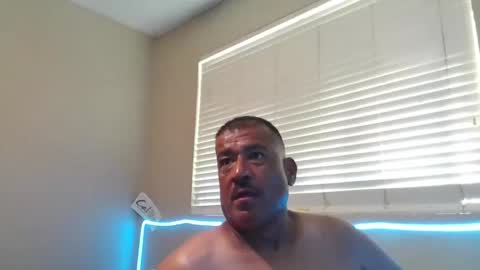 Snapshot of imbackmandosuknw689611 chatting on 05/31/26, 05:20 imbackmandosuknw689611 online show from 05/31/26, 05:20