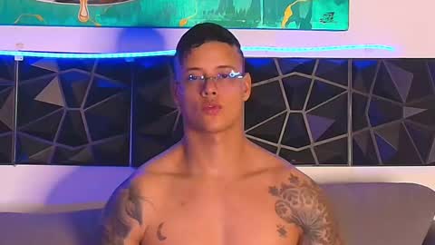 Snapshot of imconor chatting on 02/10/25, 09:58 imconor online show from 02/10/25, 09:58