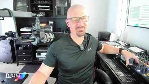 DJ Azra online show from 02/08/26, 01:31