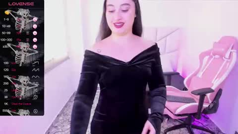  independient model online show from 10/31/25, 01:45