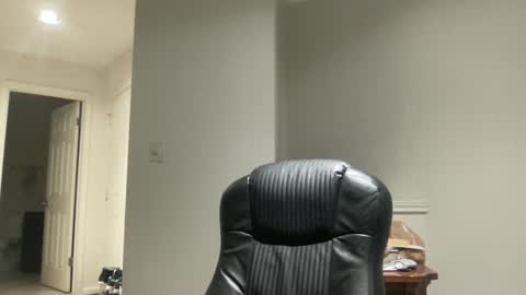 Snapshot of imightgetnaked chatting on 02/18/25, 01:43 imightgetnaked online show from 02/18/25, 01:43