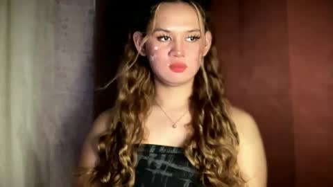 Mika online show from 01/13/26, 01:16