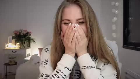 ImKeira online show from 03/01/25, 08:53