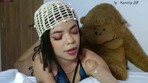 Snapshot of imkenia28 chatting on 09/09/25, 05:34 Kenia 3 online show from 09/09/25, 05:34