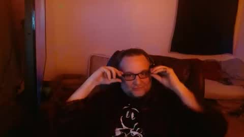 Snapshot of imkmac chatting on 01/23/25, 07:00 Kel online show from 01/23/25, 07:00