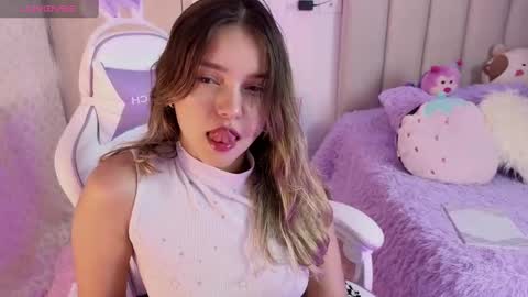 Larisa online show from 09/08/25, 10:20