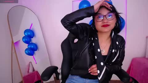 Snapshot of imlilit chatting on 02/17/26, 05:37 Lilit online show from 02/17/26, 05:37