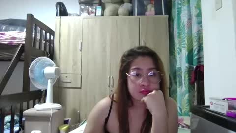 Immaculate02 online show from 02/19/25, 02:23