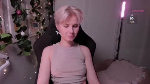 Mia online show from 01/11/25, 08:32