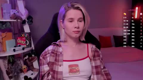 Mia online show from 01/19/26, 12:20