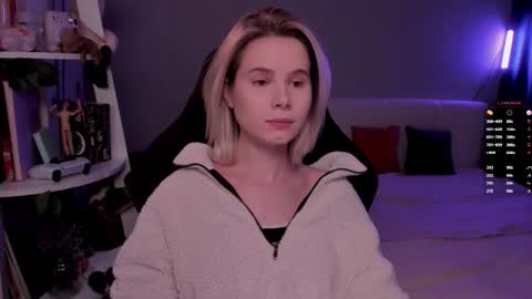 Mia online show from 02/13/26, 09:27