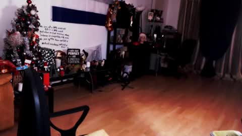 Empress online show from 02/06/25, 01:27