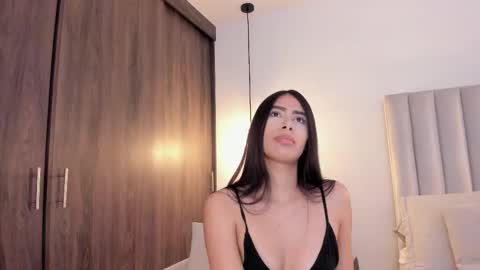 sarah online show from 11/27/25, 06:32