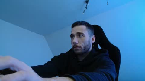 Flummi online show from 10/23/25, 11:57