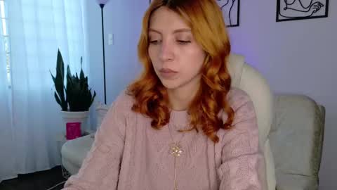 Sienna online show from 09/16/25, 09:27