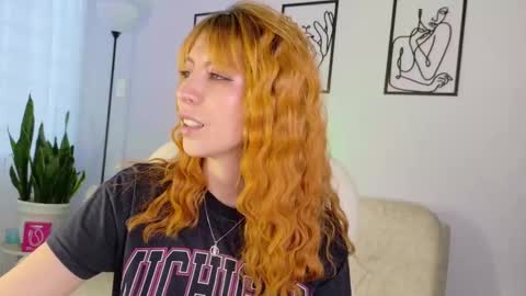 Sienna online show from 09/29/25, 09:19