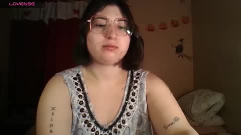 Florencia online show from 10/18/25, 03:09