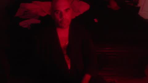 I use to be imeverythingandnothing online show from 12/17/24, 03:06