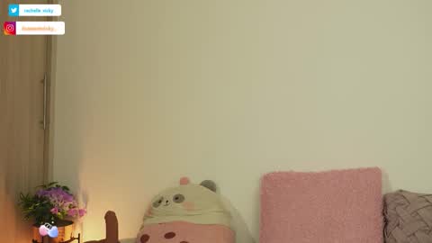 imvickyrachell_ online show from 10/16/25, 02:29