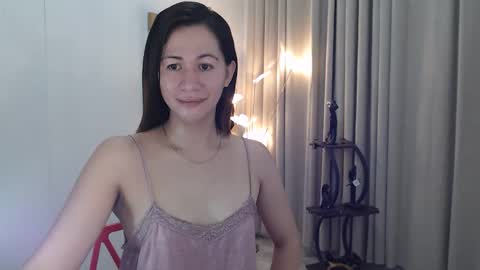 Snapshot of imyourcottoncandy chatting on 04/22/26, 10:33 kc online show from 04/22/26, 10:33
