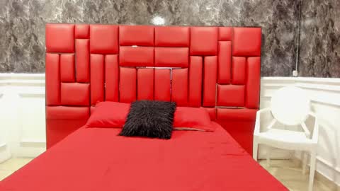 Karina online show from 10/04/25, 07:23