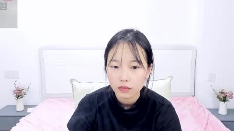 Snapshot of inadaphne chatting on 04/18/26, 05:39 Ina online show from 04/18/26, 05:39
