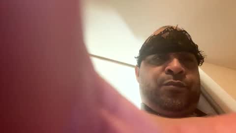Snapshot of inandout001 chatting on 05/09/26, 01:44 Dirty Sissyslut online show from 05/09/26, 01:44