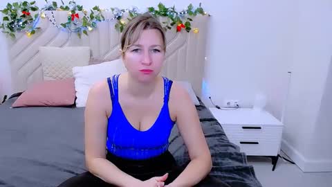 incredible_ariela online show from 10/06/25, 08:45