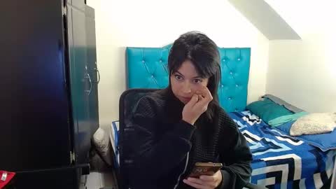 incubus_couple1 online show from 12/24/24, 10:33