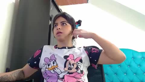 incubus_couple1 online show from 01/25/25, 04:02